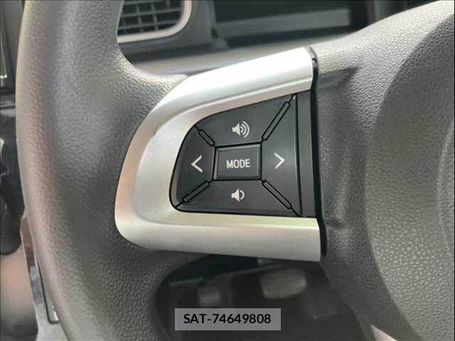 Daihatsu TANTO CUSTOM 2017-05 8797718-10