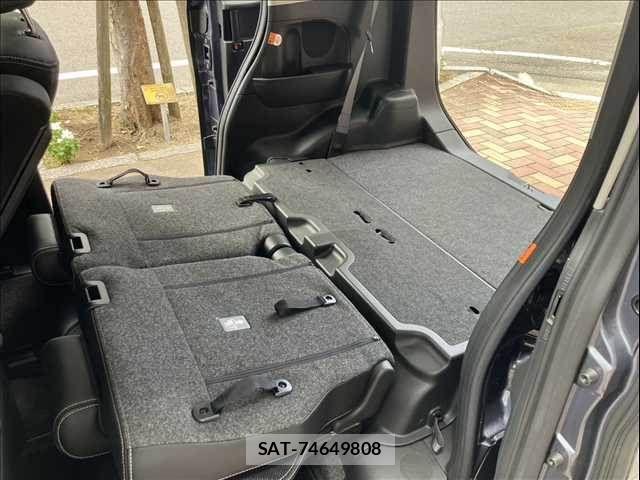 Daihatsu TANTO CUSTOM 2017-05 8797718-12
