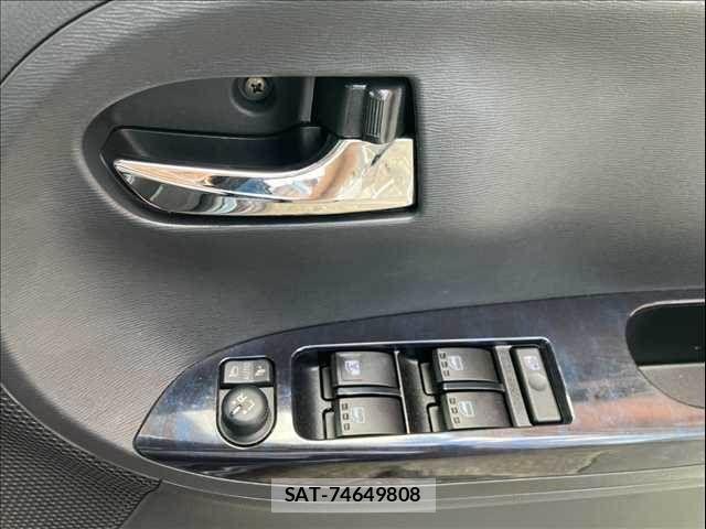 Daihatsu TANTO CUSTOM 2017-05 8797718-13