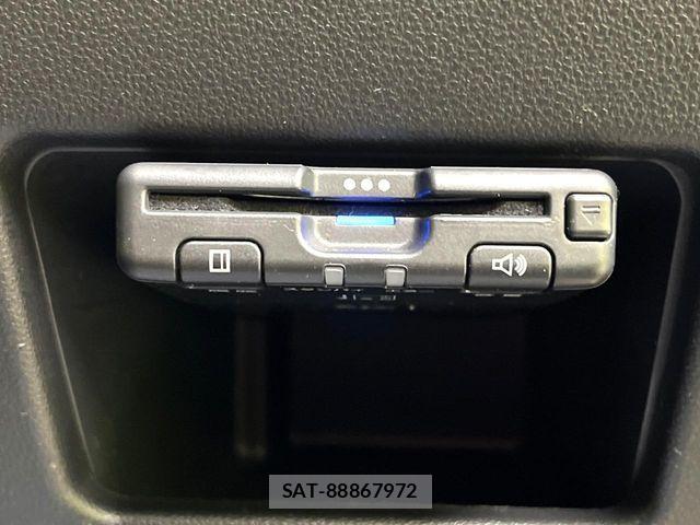 Daihatsu TANTO CUSTOM 2013-11 8832005-6
