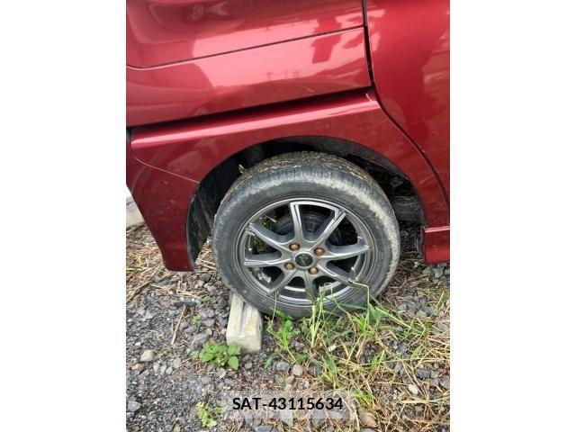 Daihatsu TANTO CUSTOM 2013-10 8832031-5