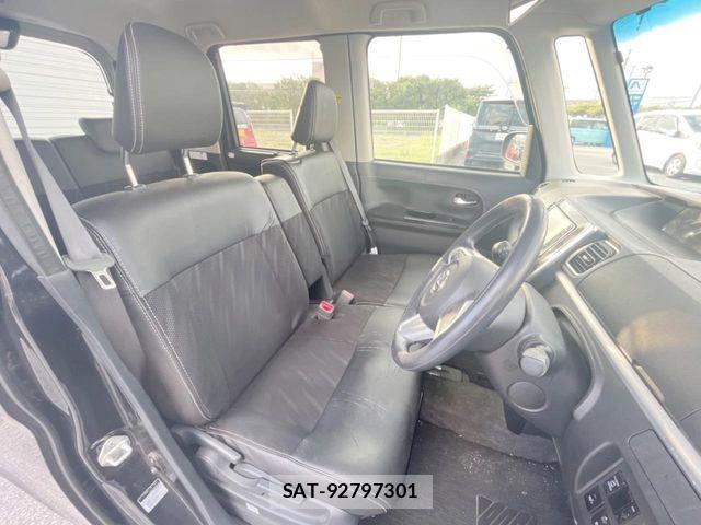 Daihatsu TANTO CUSTOM 2017-09 8832001-8