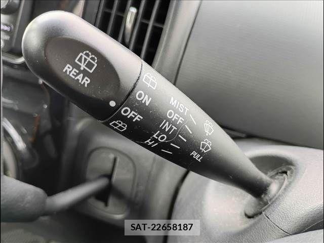 Daihatsu TANTO CUSTOM 2011-10 8832018-11