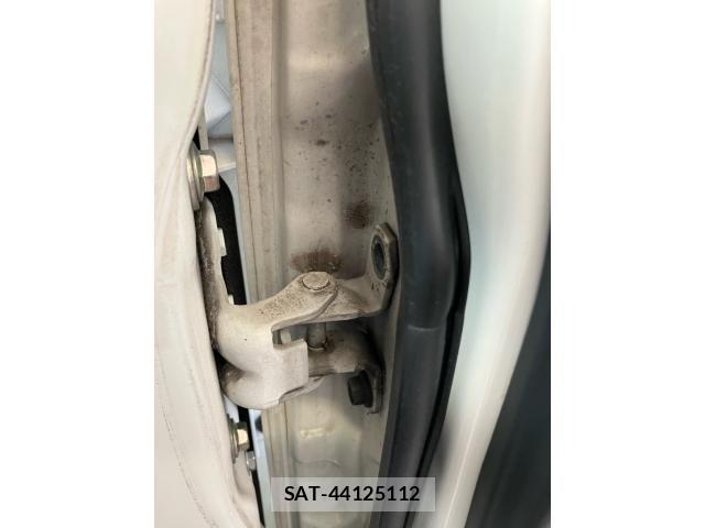 Daihatsu TANTO CUSTOM 2015-10 8832032-25