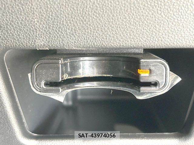 Daihatsu TANTO CUSTOM 2018-05 8832000-4
