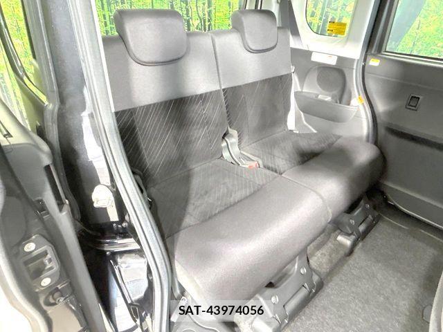 Daihatsu TANTO CUSTOM 2018-05 8832000-8