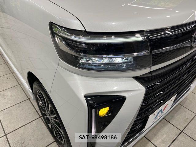 Daihatsu TANTO CUSTOM 2023-04 8831988-11