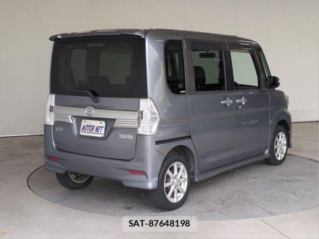 Daihatsu TANTO CUSTOM 2013-12 8832010-1
