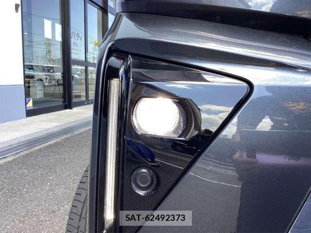 Daihatsu TANTO CUSTOM 2023-03 8831986-11