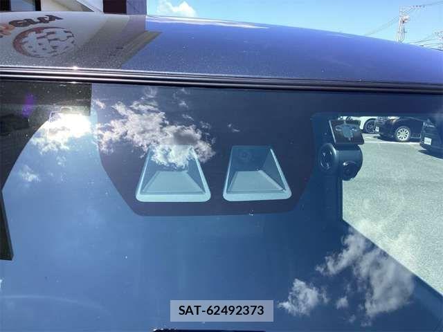 Daihatsu TANTO CUSTOM 2023-03 8831986-12