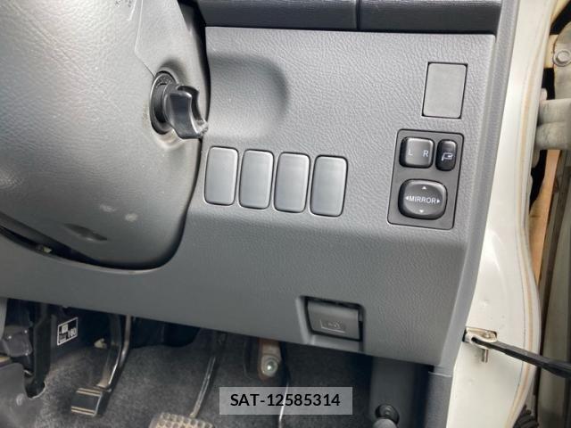 Daihatsu TANTO CUSTOM 2007-09 8832046-13