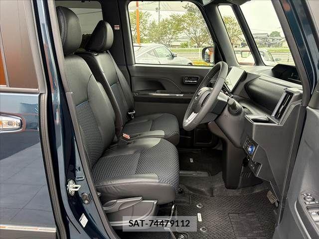 Daihatsu TANTO CUSTOM 2023-11 8831979-15