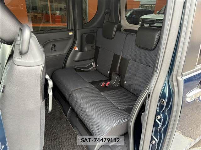 Daihatsu TANTO CUSTOM 2023-11 8831979-18