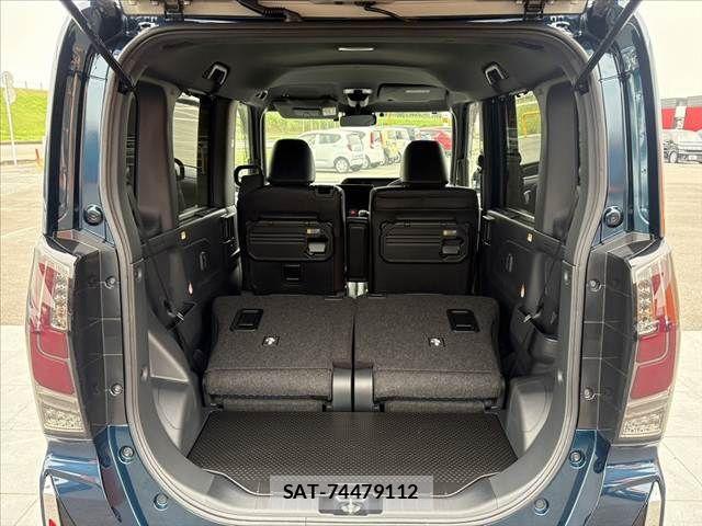 Daihatsu TANTO CUSTOM 2023-11 8831979-20