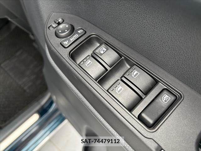 Daihatsu TANTO CUSTOM 2023-11 8831979-21
