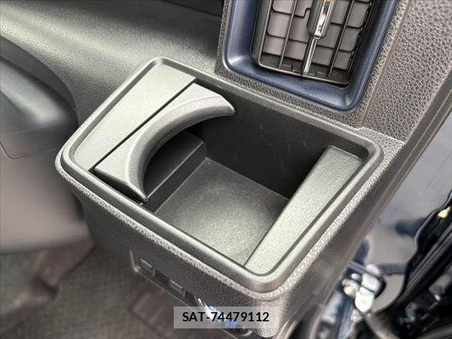 Daihatsu TANTO CUSTOM 2023-11 8831979-22