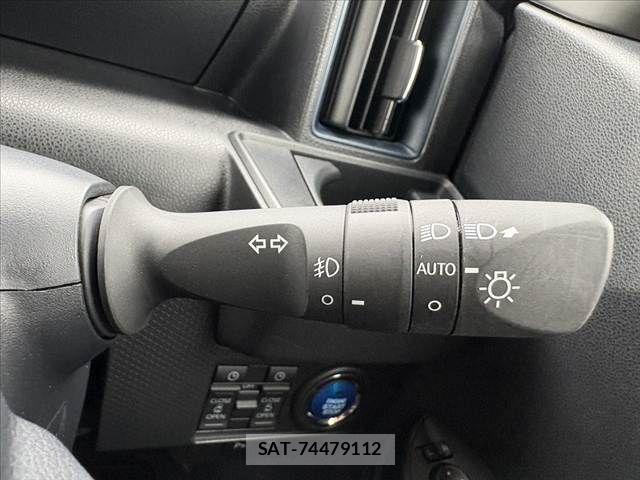 Daihatsu TANTO CUSTOM 2023-11 8831979-29