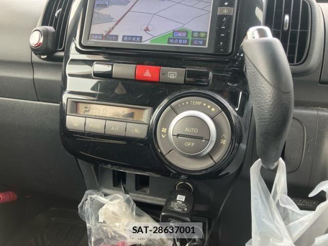 Daihatsu TANTO CUSTOM 2012-05 8832034-20