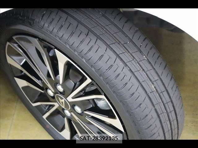 Daihatsu TANTO CUSTOM 2023-01 8831985-24