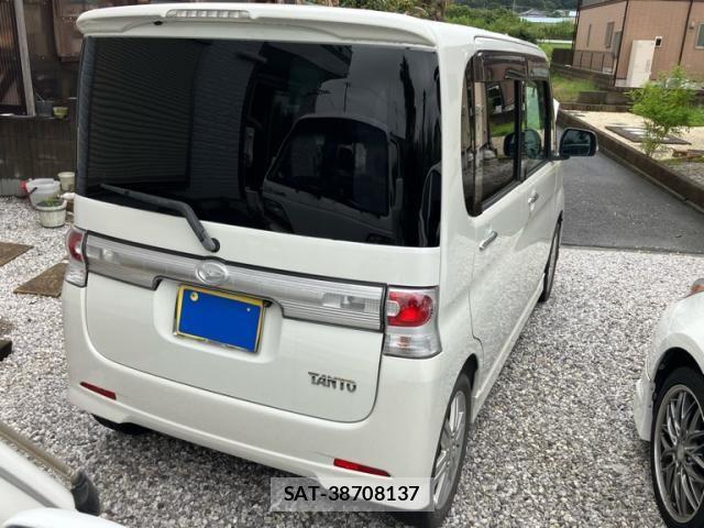Daihatsu TANTO CUSTOM 2010-03 8850867-8