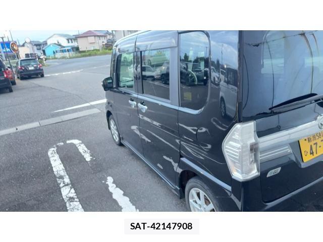 Daihatsu TANTO CUSTOM 2015-01 8872250-2