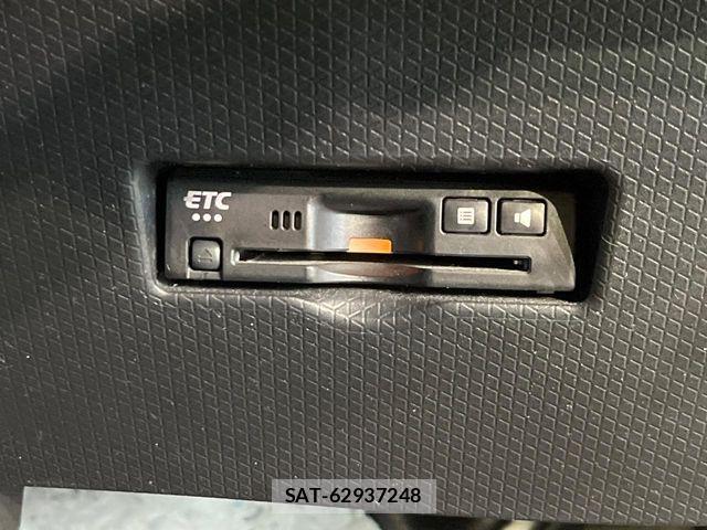 Daihatsu TANTO CUSTOM 2022-02 8872234-5
