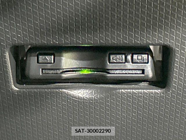 Daihatsu TANTO CUSTOM 2023-10 8872232-6