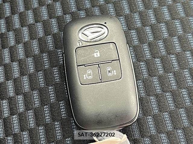 Daihatsu TANTO CUSTOM 2023-06 8882546-13