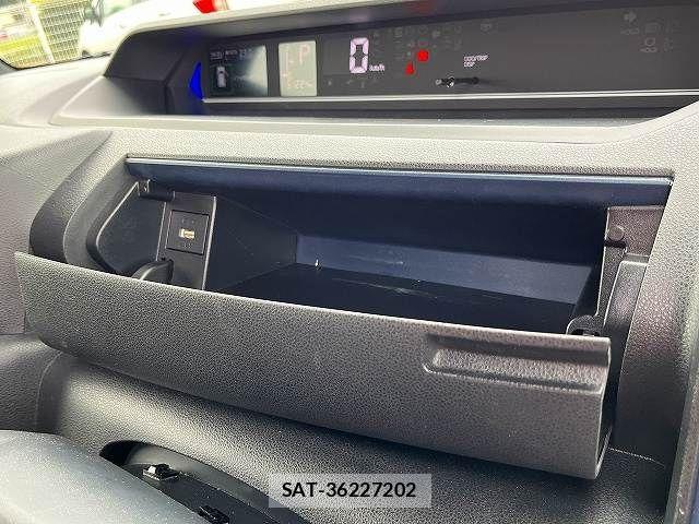 Daihatsu TANTO CUSTOM 2023-06 8882546-24
