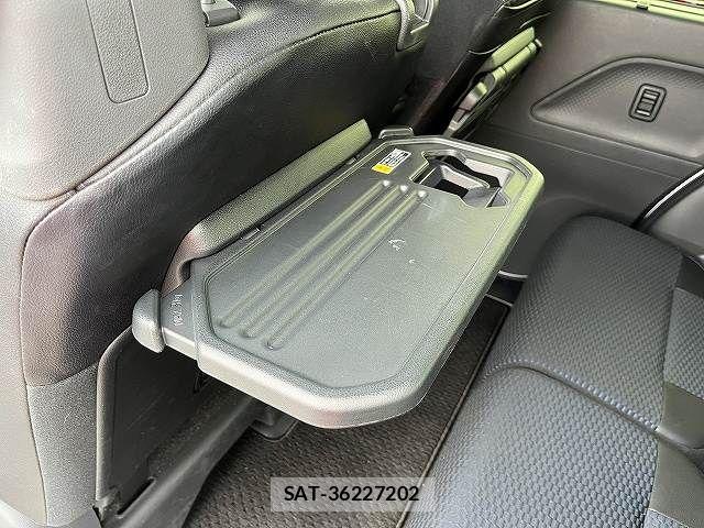 Daihatsu TANTO CUSTOM 2023-06 8882546-25