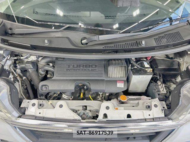 Daihatsu TANTO CUSTOM 2017-03 8882571-17