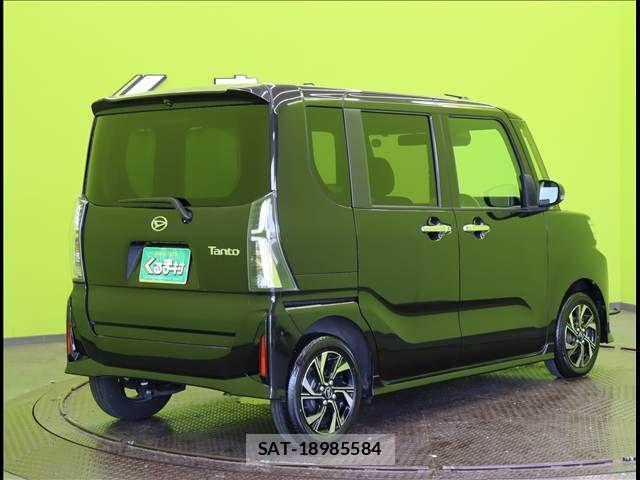 Daihatsu TANTO CUSTOM 2026-02 8882538-1