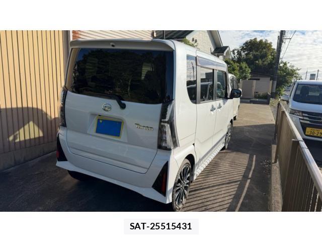 Daihatsu TANTO CUSTOM 2022-11 8882530-3