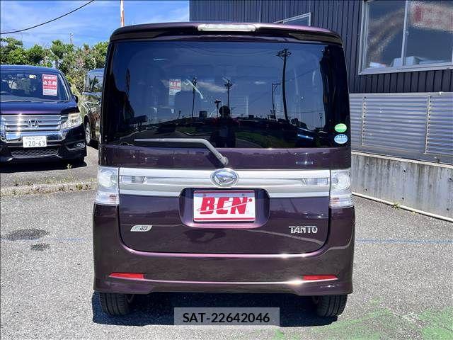 Daihatsu TANTO CUSTOM 2012-08 8882582-3