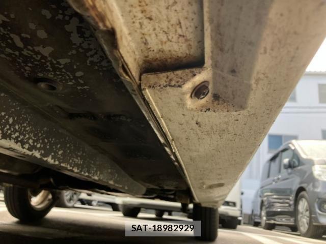 Daihatsu TANTO CUSTOM 2006-01 8882600-6