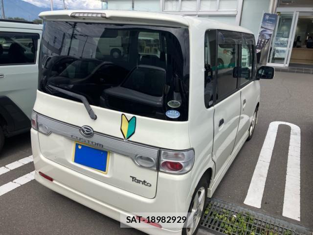 Daihatsu TANTO CUSTOM 2006-01 8882600-7