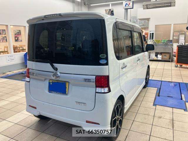Daihatsu TANTO CUSTOM 2010-10 8882594-5