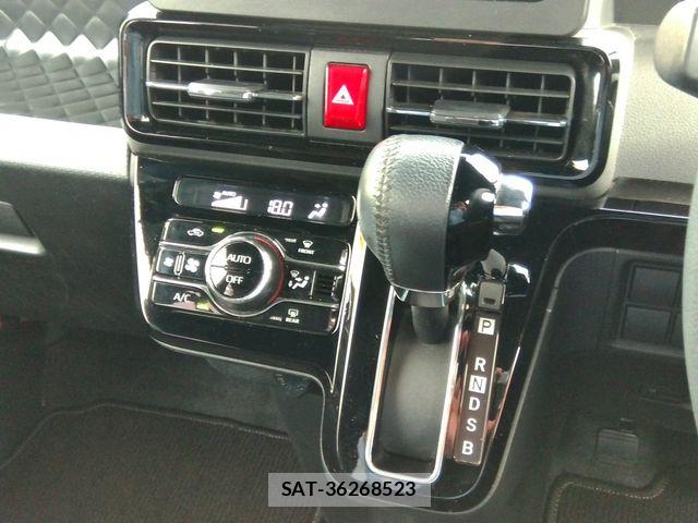 Daihatsu TANTO CUSTOM 2019-10 8884467-26