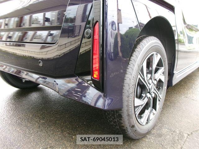 Daihatsu TANTO CUSTOM 2026-03 8884460-12