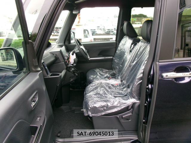 Daihatsu TANTO CUSTOM 2026-03 8884460-28