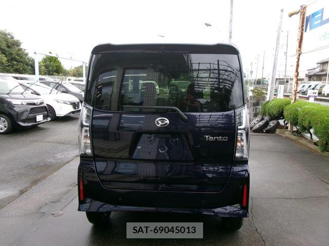 Daihatsu TANTO CUSTOM 2026-03 8884460-5