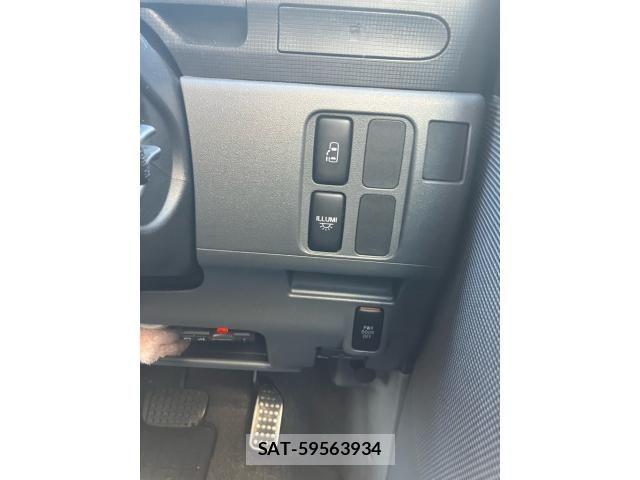Daihatsu TANTO CUSTOM 2009-11 8884479-25