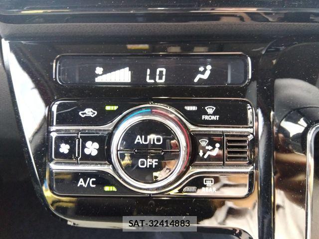Daihatsu TANTO CUSTOM 2022-04 1103502-10