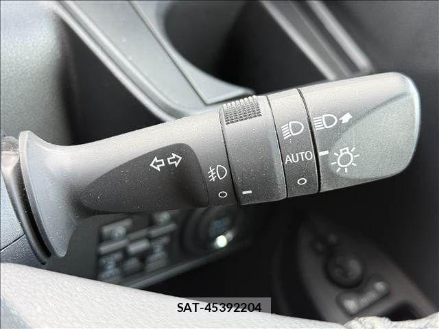 Daihatsu TANTO CUSTOM 2023-06 4395528-28