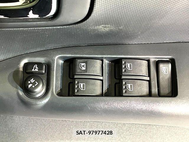 Daihatsu TANTO CUSTOM 2011-03 5880923-6