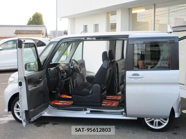 Daihatsu TANTO CUSTOM 2012-10 6615235-20