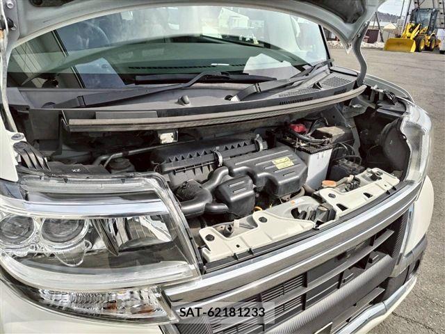 Daihatsu TANTO CUSTOM 2018-01 6615231-17