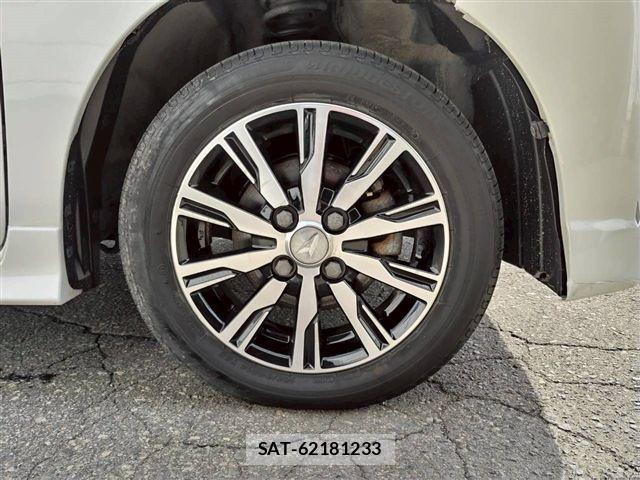 Daihatsu TANTO CUSTOM 2018-01 6615231-18