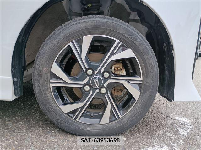 Daihatsu TANTO CUSTOM 2023-11 6682910-6