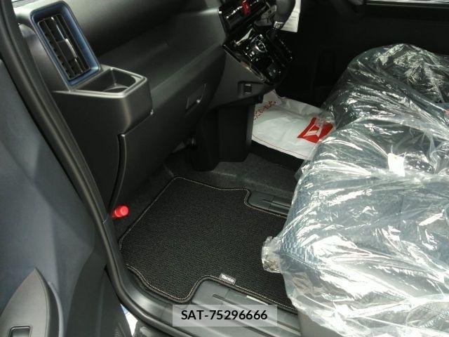 Daihatsu TANTO CUSTOM 2025-08 6753582-1
